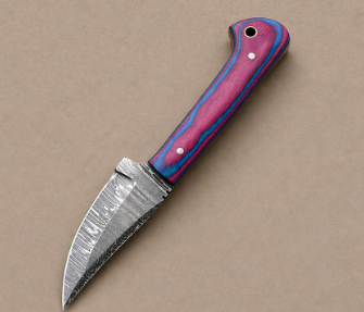 Damascus skinner with pakkawood handle