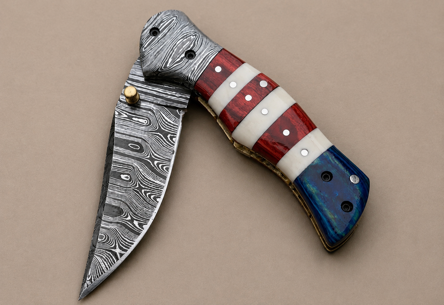 Damascus pakkawood USA pocket knife